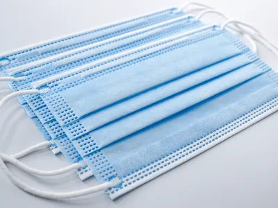 GISAFE 98% filtering surgeon mask 3 ply type IIR with loops - adult - light blue - box