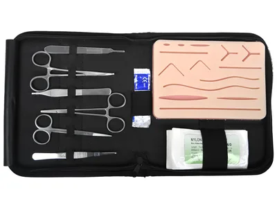 Kit de antrenament pentru suturare (Pad + instrumente + sutură)