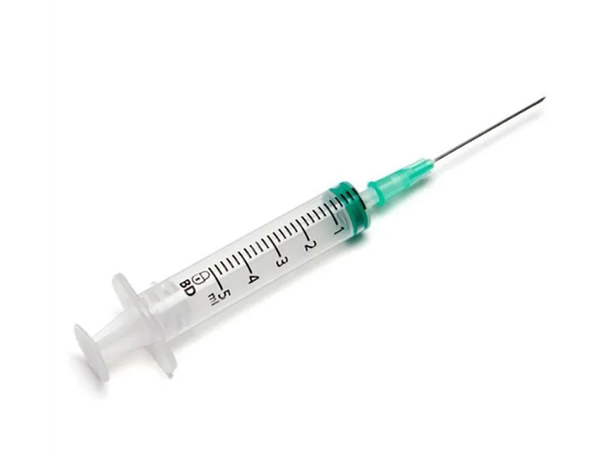 Seringi BD EMERALD cu ac 21G - 5 ml Luer Slip centric