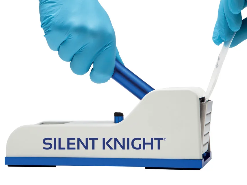 Silent Knight dispozitiv pentru zdrobirea pilulelor