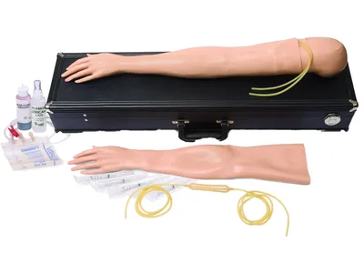 Kit de antrenament Laerdal pentru IV multi-venos pe model feminin