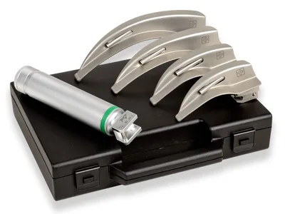 Set laringoscop cu fibră optică GREEN F.O.LED pentru adulți 4 lame MC-INTOSH 1-2-3-4 - 2.5 V - 18.000 lux
