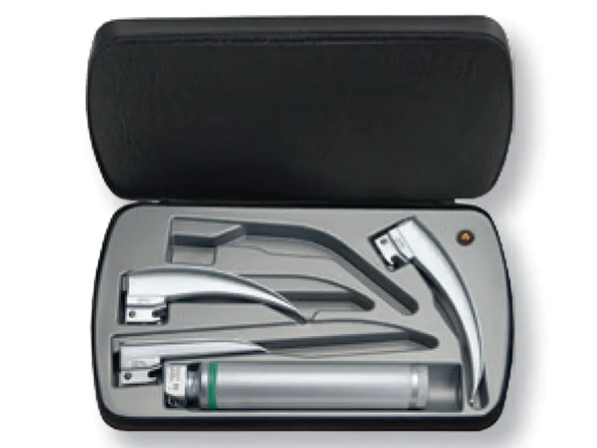 Set laringoscop heine classic+ led cu reincarcare 3.5v. maner d6741 - 3 lame