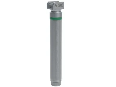 Maner heine slim pediatric led 2.5v cu reincarcare. baterie