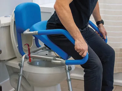 Scaun de toaletă și duș combinat