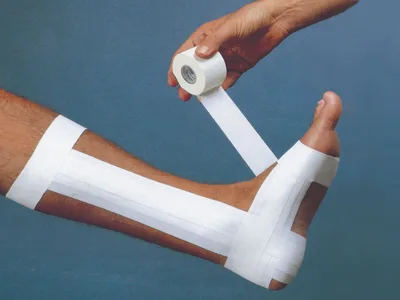 Strappal Sport Tape 10 m x 4 cm